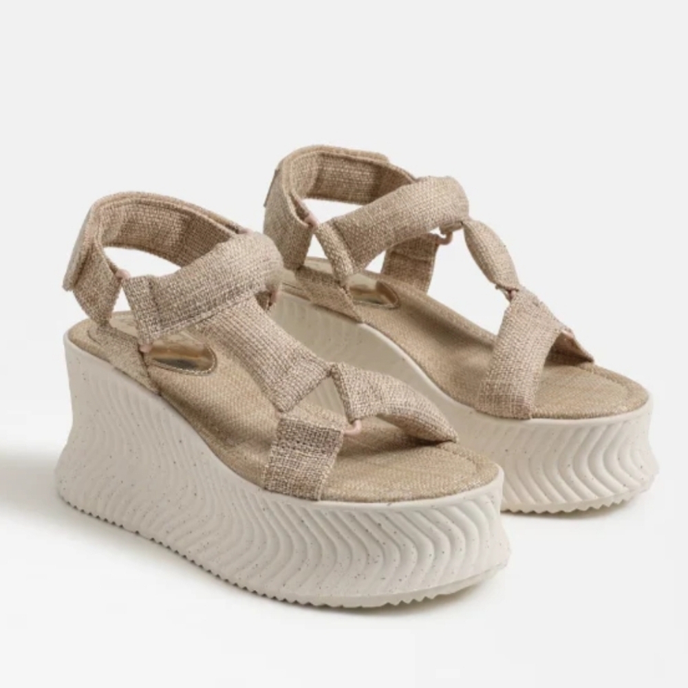 Sam Edelman Beige Canvas Platform Sandals